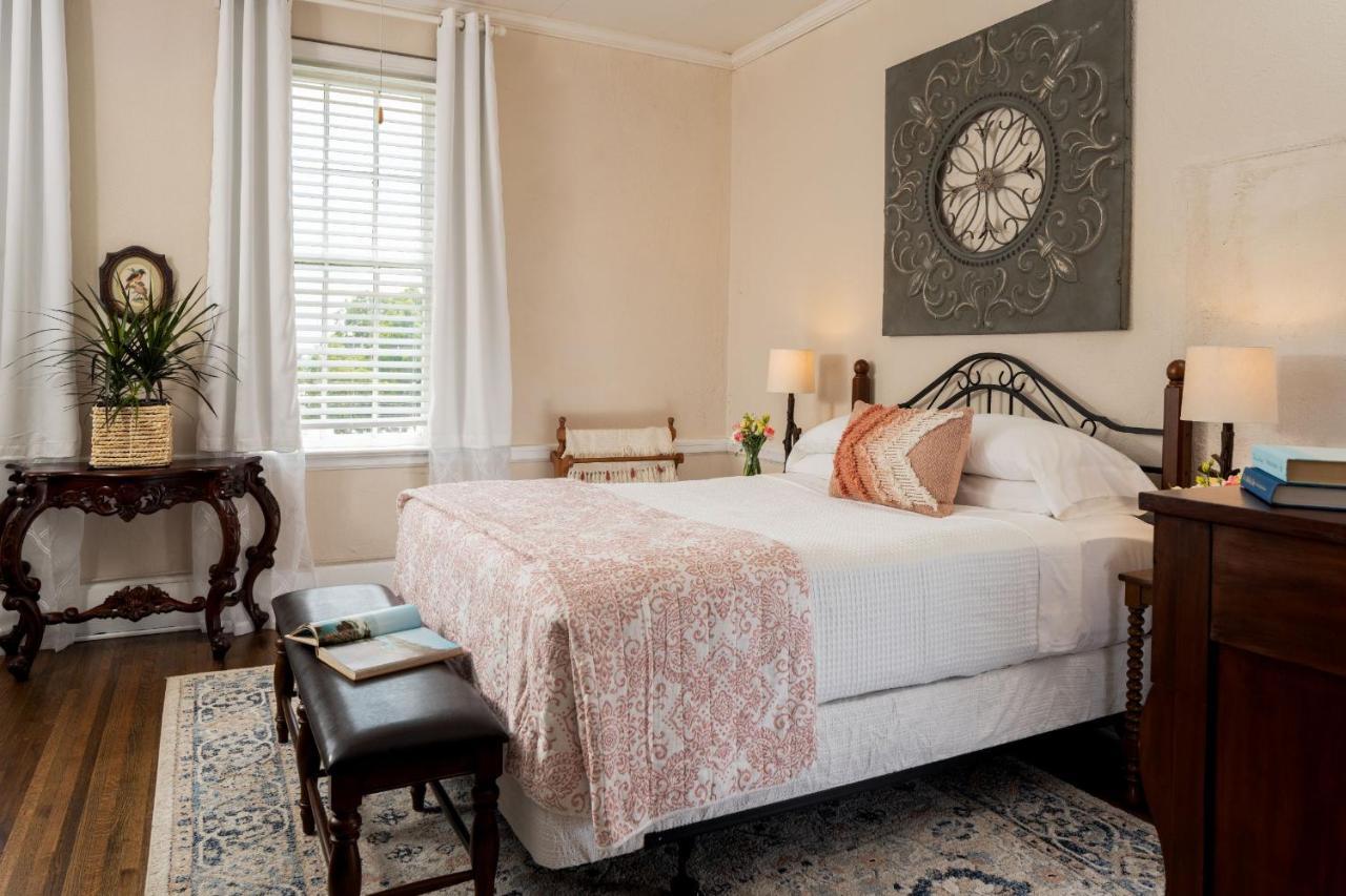 Bed and Breakfast Magnolia Manor And Chapel Humboldt Exteriér fotografie
