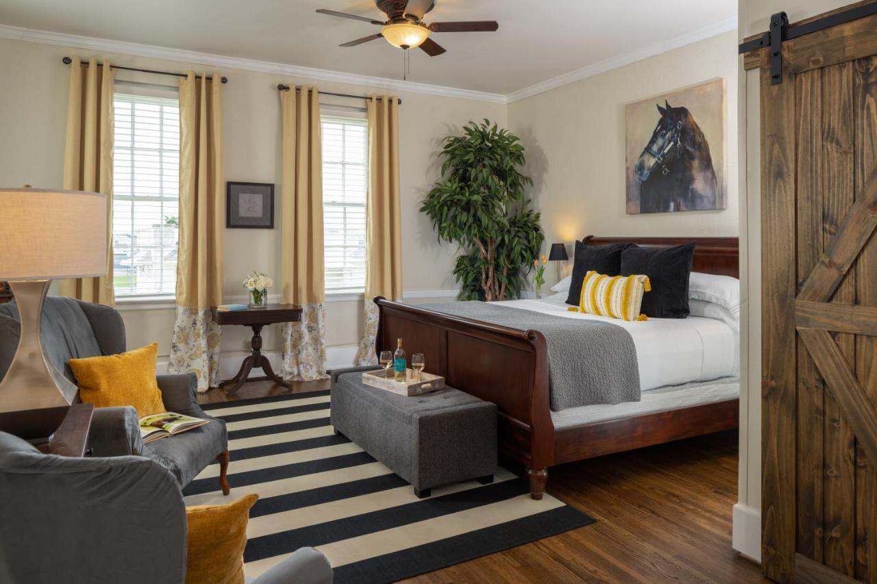 Bed and Breakfast Magnolia Manor And Chapel Humboldt Exteriér fotografie